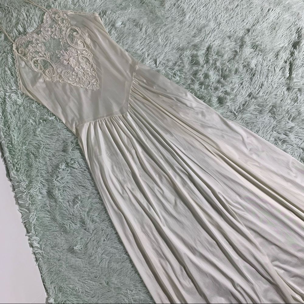 Victoria’s Secret vintage off white nightgown